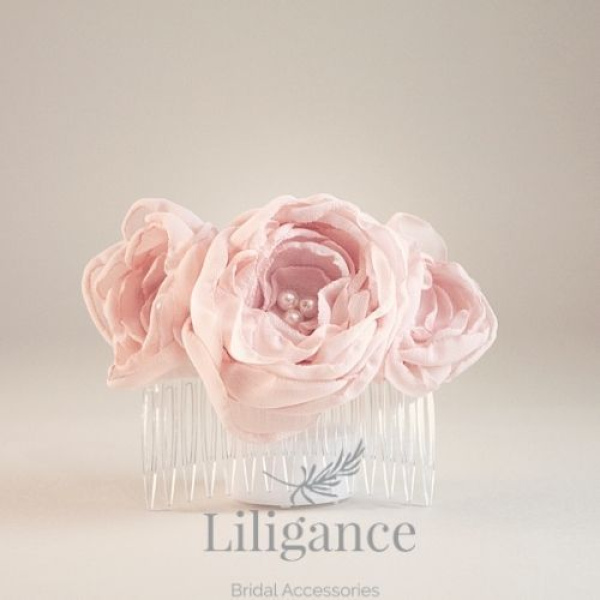 Vivian Blush Flower Hair Comb